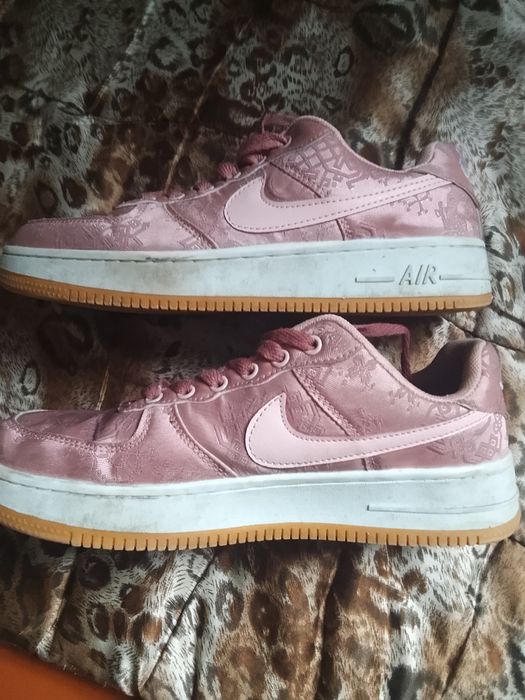 Кросовки Найк, состояние нормальное.