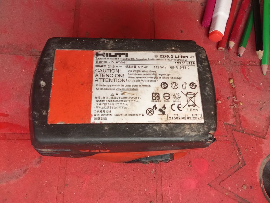 Vând baterie hilti b22 5.2ah