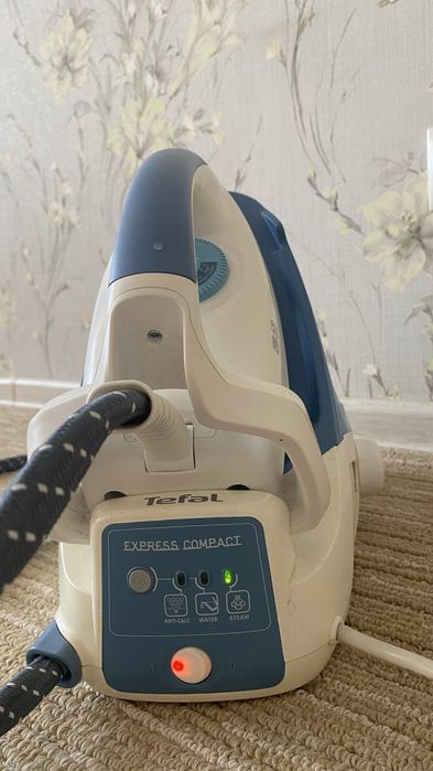 Парогенератор-утюг Tefal
