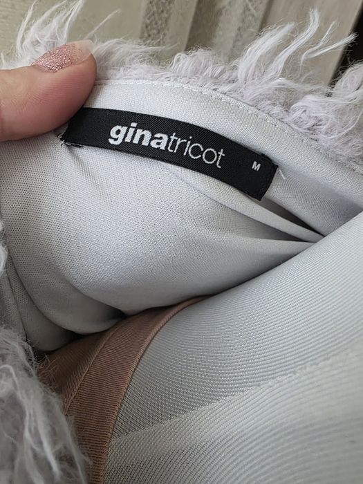 Blanita artificiala gri Gina Tricot