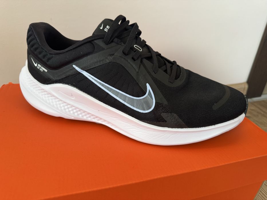 Nike Quest 5 Размер 45 номер като нови