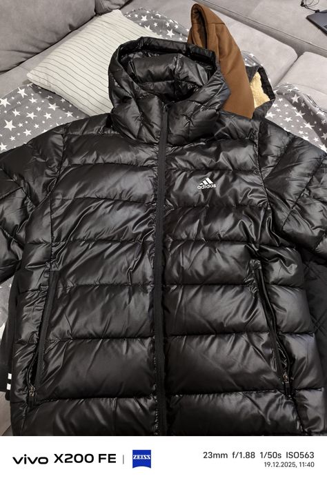 Продам зимний пуховик