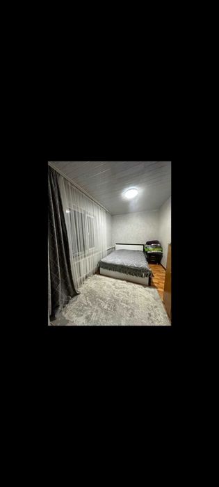 Продам дом с евроремонтом. Двор — брусчатка, есть гараж.