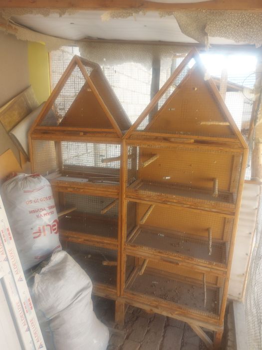 Qush uchun qavas sotiladi