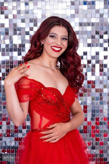 Абитуриентска рокля