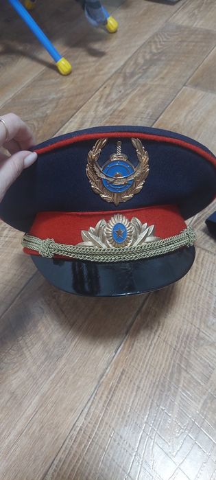 Продаю полицейскую форму