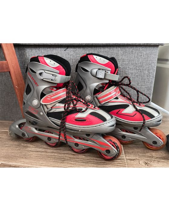 Role (patine cu rotile) de tip inline, marca RCO Sport.