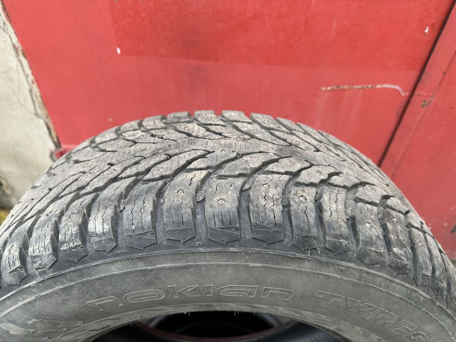 Nokian 265/65/17