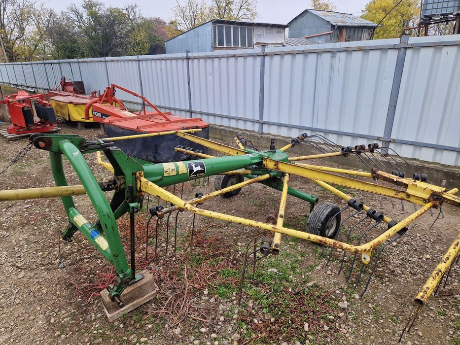 Grebla rotativă  kuhn GA 300