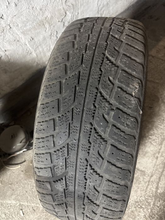 Шины б/у  в не плохом состоянии