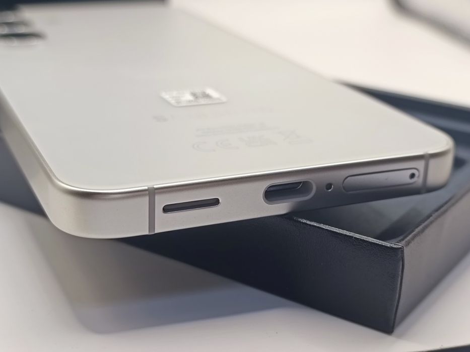 Samsung Galaxy S24 / 256GB