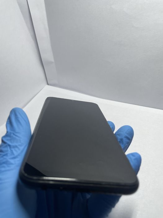 Продам редми нот 8