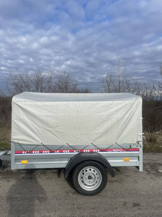 Remorca inchiart 750 kg