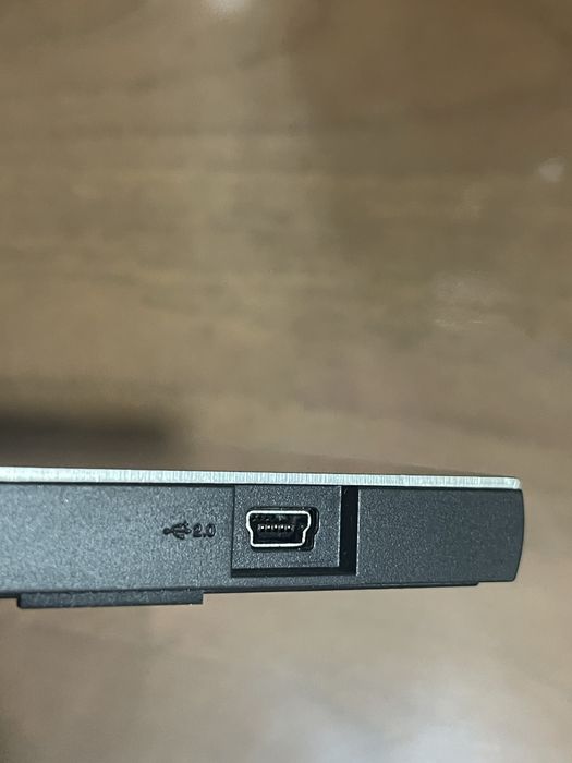 внешний DVD/CD привод ASUS UltraDrive SDRW-08U5S-U