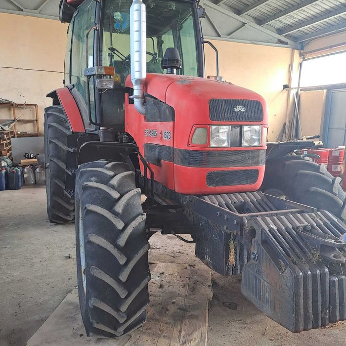 Продавам трактор МТ3