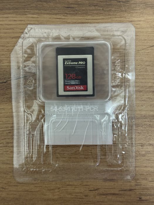 SanDisk Extreme PRO CFexpress Type B 128GB — до 1700 МБ/с