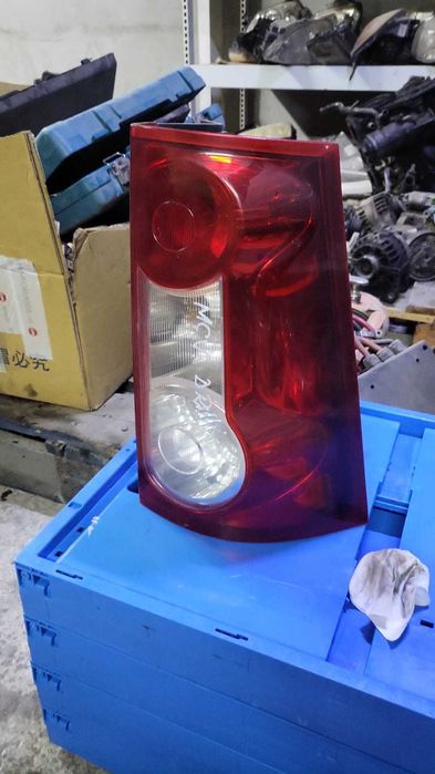 Stopuri Dacia Logan MCV 2010 stg/Dr