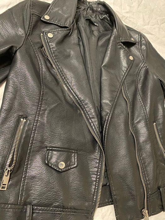 Продам Кожанную куртку