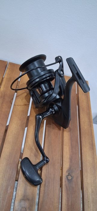 Новa Макарa  14000 Black edition NGK

Метална шпула

Метална дръжка