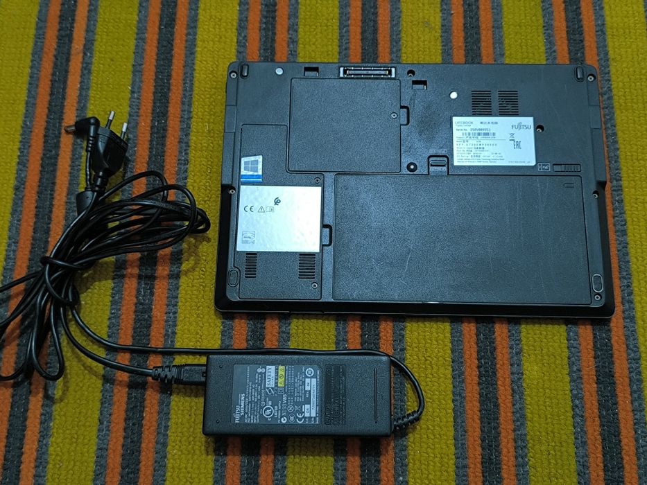 Lenovo i5 gen8 8gb ddr4 256 nvme