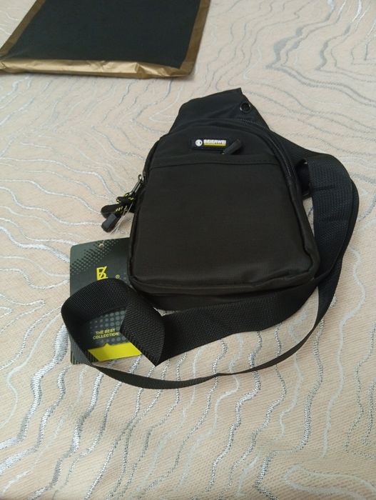 Сумка через плечо (новая) crossbody