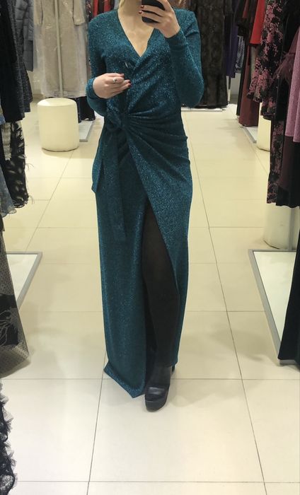 Платье вечернее нарядное