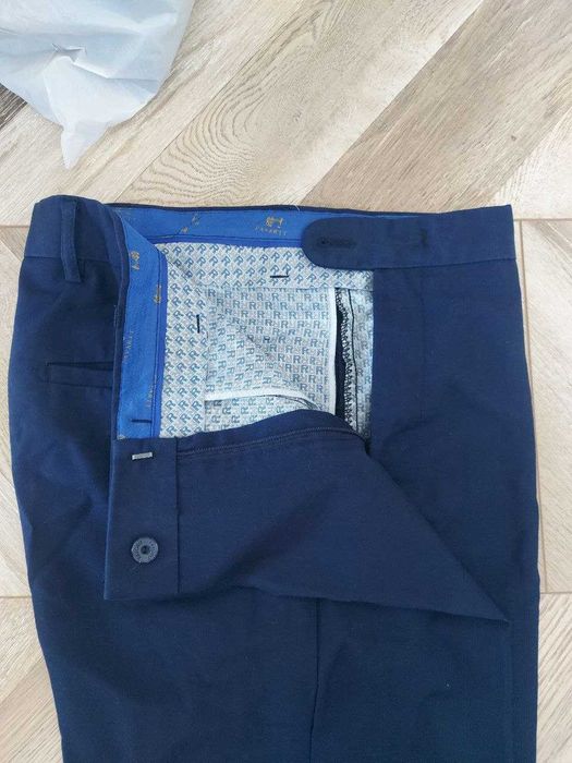 Школьный костюм комплект