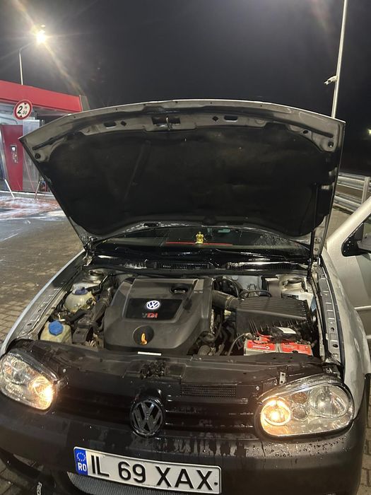 Vând golf4 coupe 1.9tdi 6trepte ușor negociabil