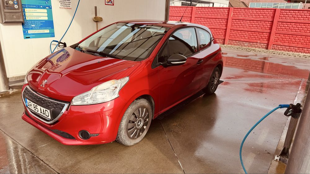PEUGEOT 208, 2014 1.2 STYLE Puretech