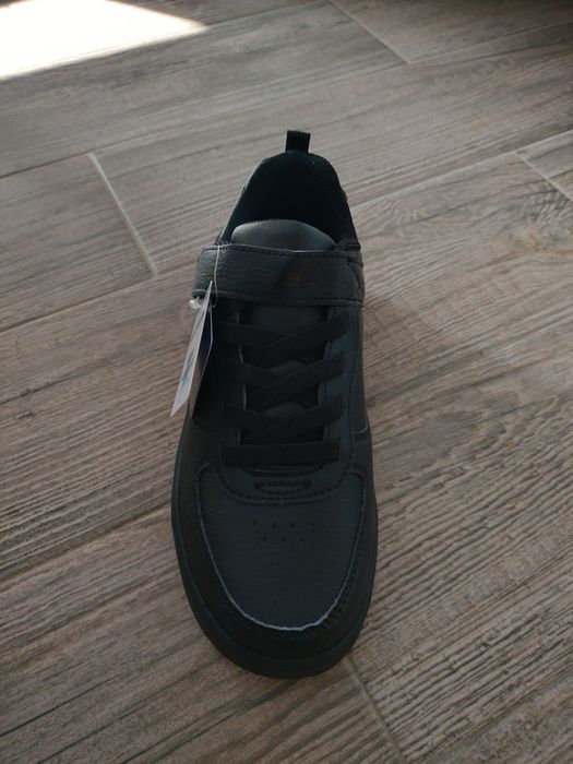 Încălțăminte noua