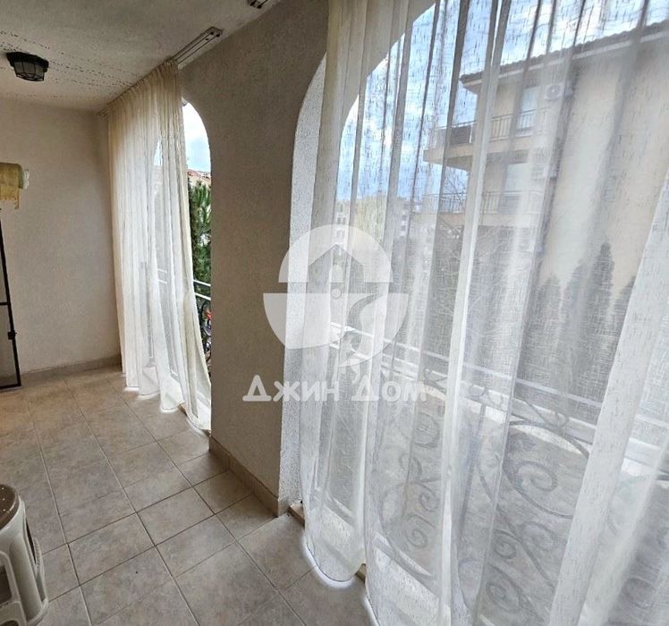 Продава се Многостаен апартамент в Свети Влас - 145 кв.м за 1635 €/кв.м - Снимка #11