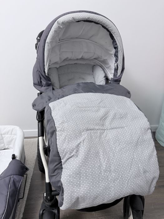 Продам коляску фирма Indigo