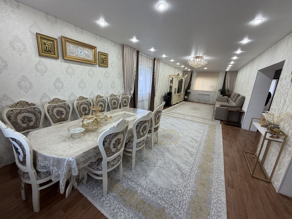 Продам дом 2 этажный 200м2