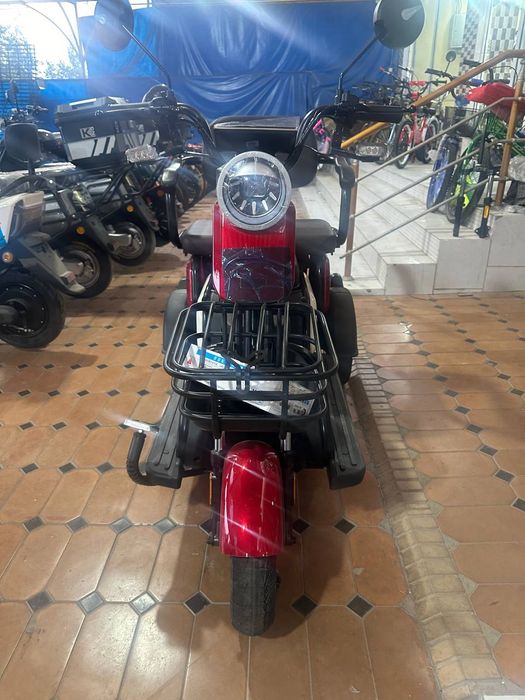 Elektro skuter yangi dastafa bor