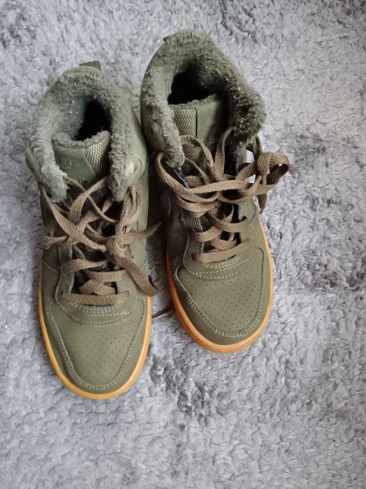 Adidas nike.ciloarea verde.marimea 36.