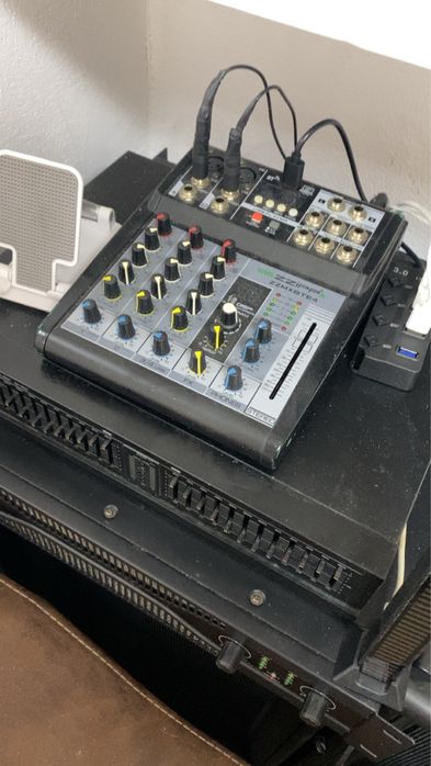 Vând 2 boxe fbt gold line Gl 60