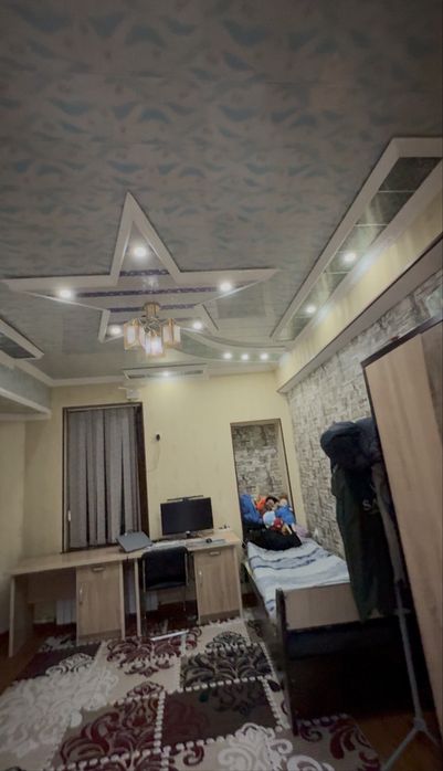 Dom sotiladi srochniga