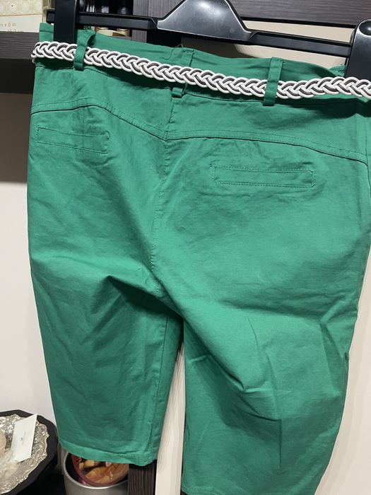 Pantaloni scurti femei