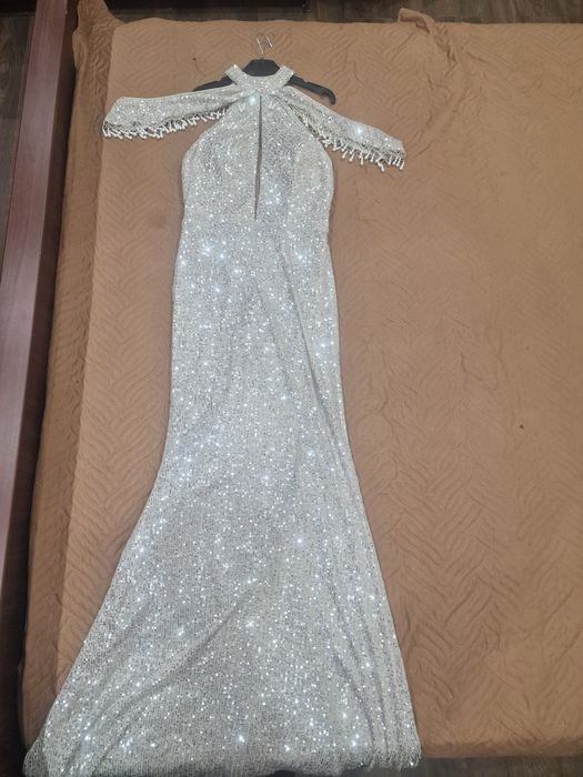 Нови официални дрехи