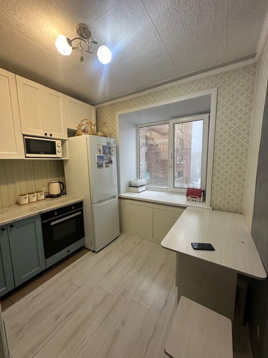 Сдам квартиру красина 3