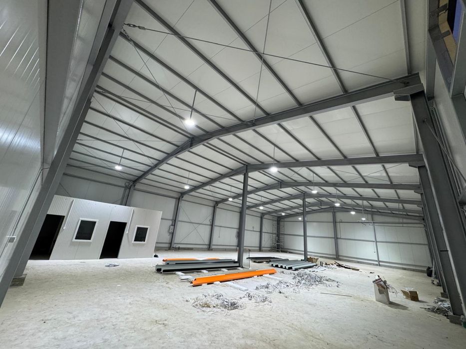 Închiriere hală industrială/comercială – 530 mp + curte betonată 1.300 mp | Acces rapid la A0