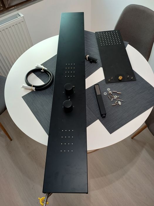 Panel dus cu hidromasaj