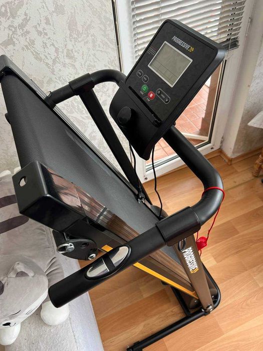 Бягаща пътека Progressive Run 200