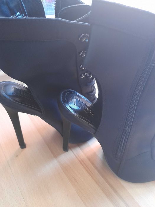 Елегантни дамски обувки Forever21,размер 37