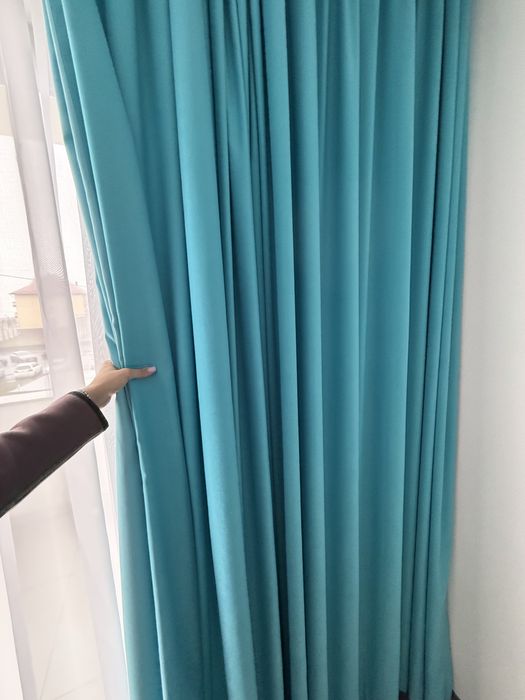 Vand seturi de draperii si perdele