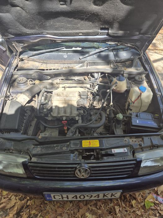 VW Polo Clasic 1.6/90hp Седан