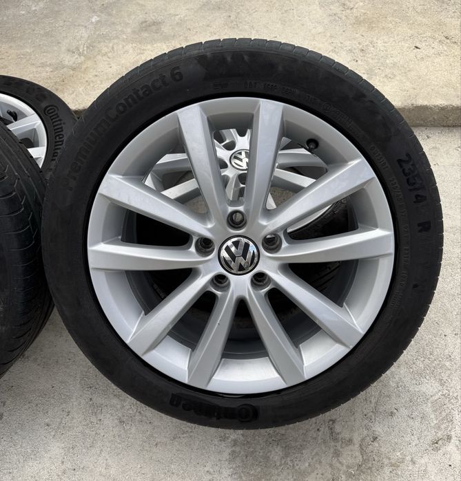 Jante R17 originale Vw Anvelope 235/45 foarte bune