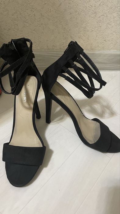 Обувь 38,39 размеры