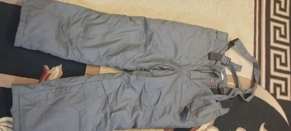 Продам костюм  .