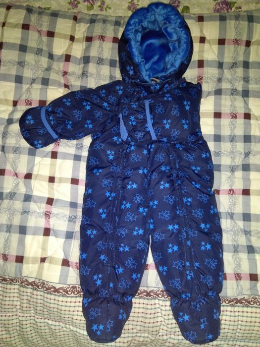 Комбинезон на малыша